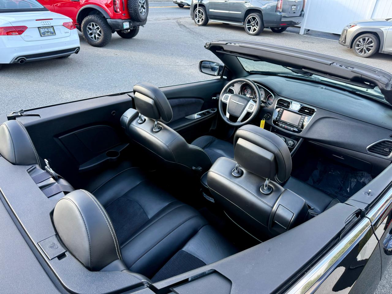 Chrysler 200 S Convertible 2012