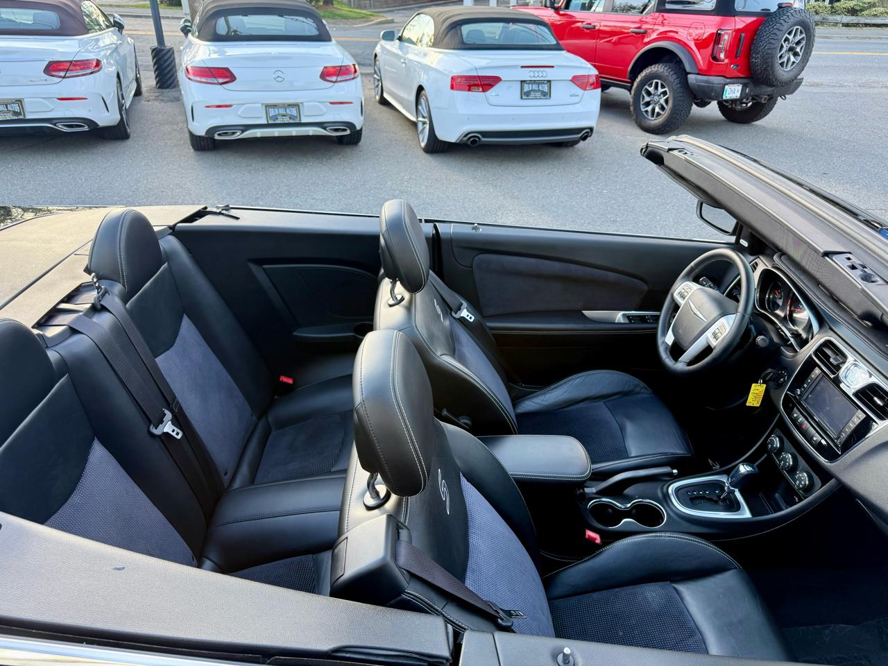 Chrysler 200 S Convertible 2012