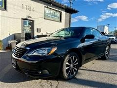 2012 Chrysler 200 
