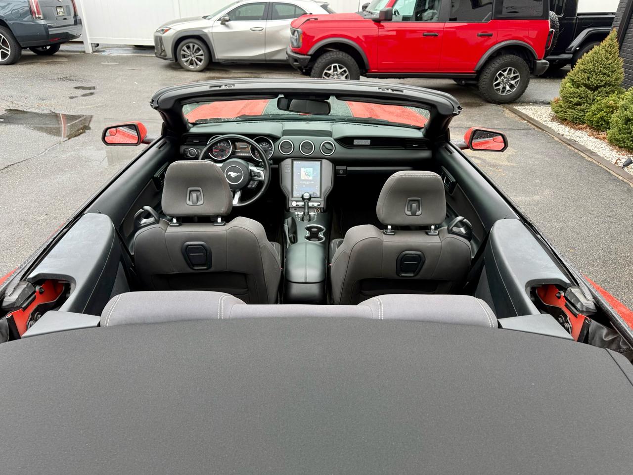 Ford Mustang V6 Convertible 2015