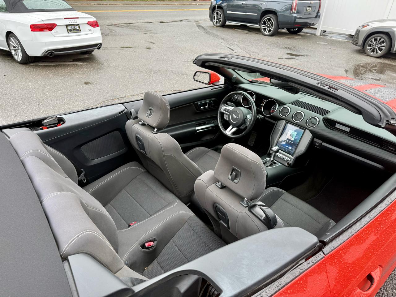 Ford Mustang V6 Convertible 2015