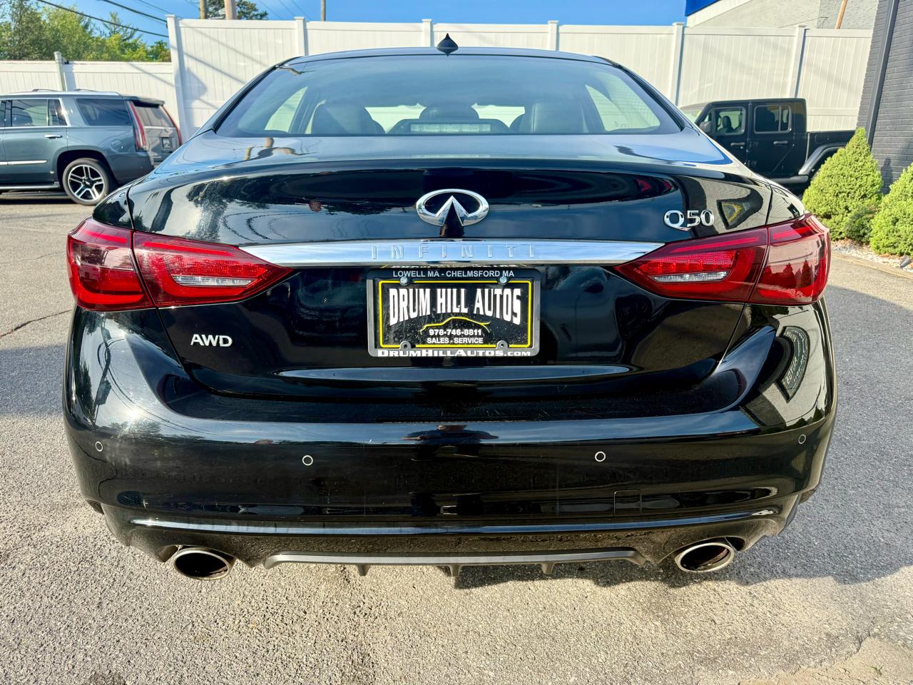 Infiniti Q50 2.0t LUXE AWD 2018