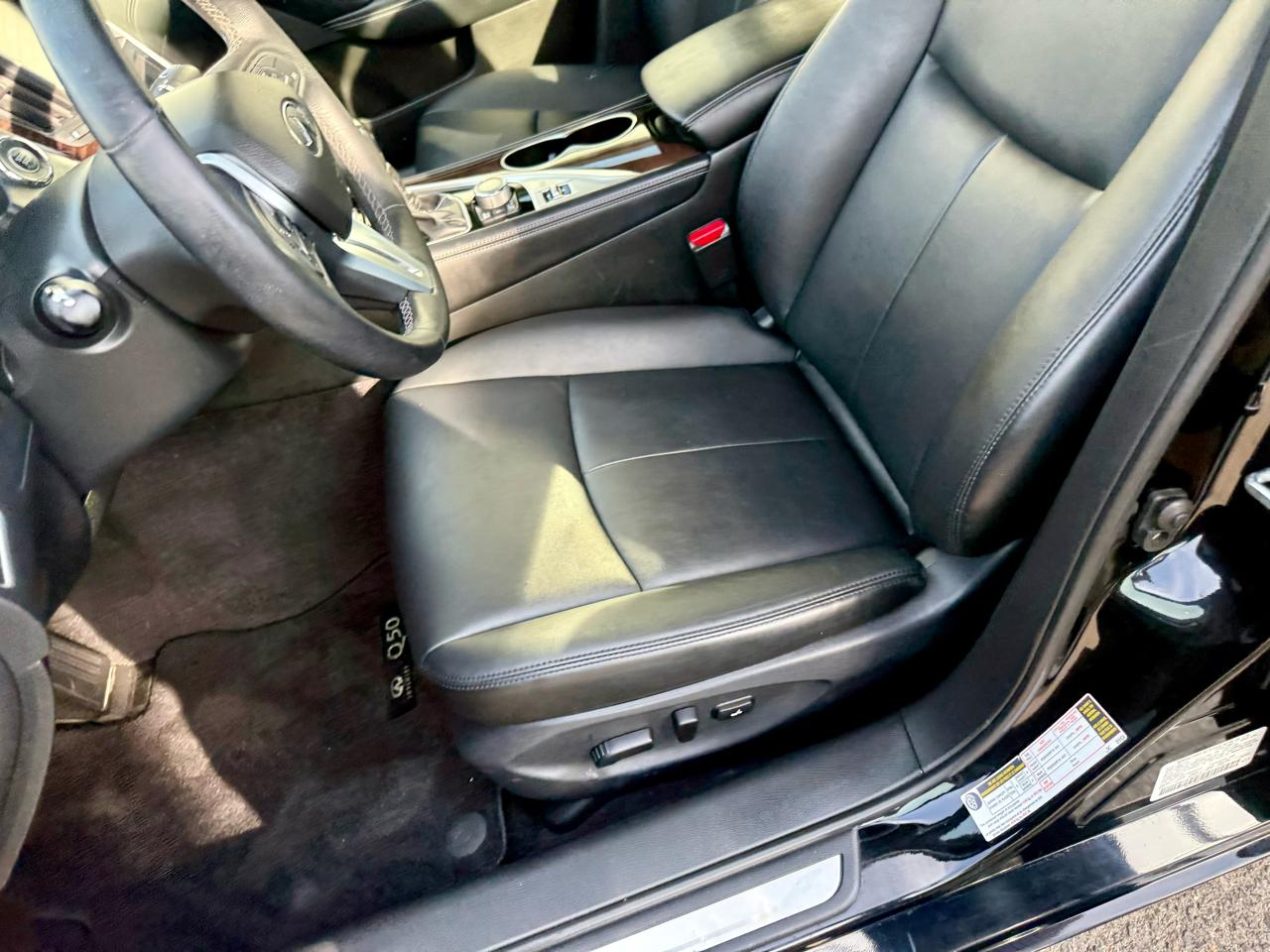 Infiniti Q50 2.0t LUXE AWD 2018