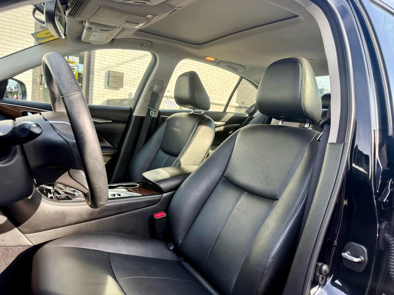 Infiniti Q50 2.0t LUXE AWD 2018