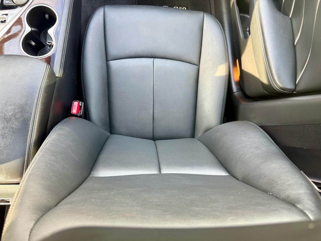 Infiniti Q50 2.0t LUXE AWD 2018
