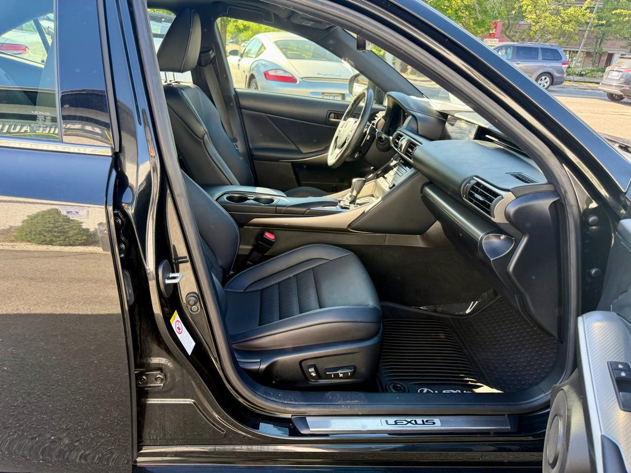 Lexus IS IS 300 F Sport AWD 2018