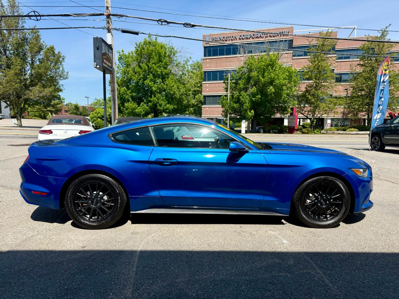 Ford Mustang V6 Coupe 2017