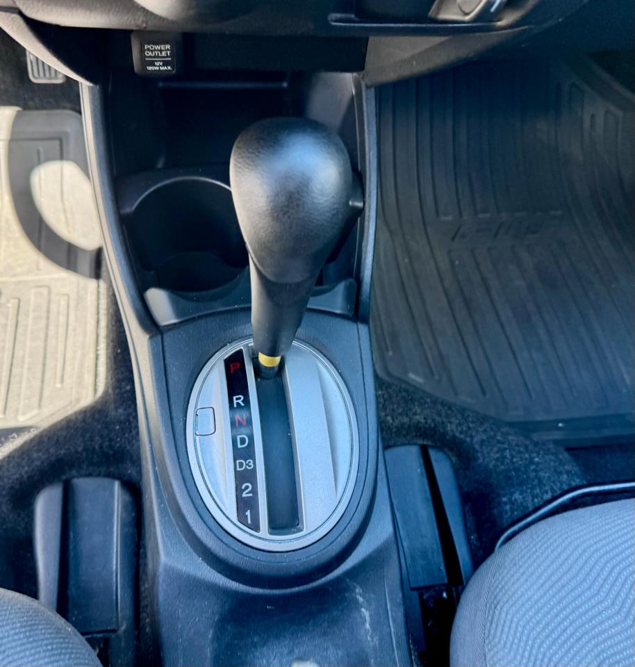Honda Fit 5-Speed AT 2013
