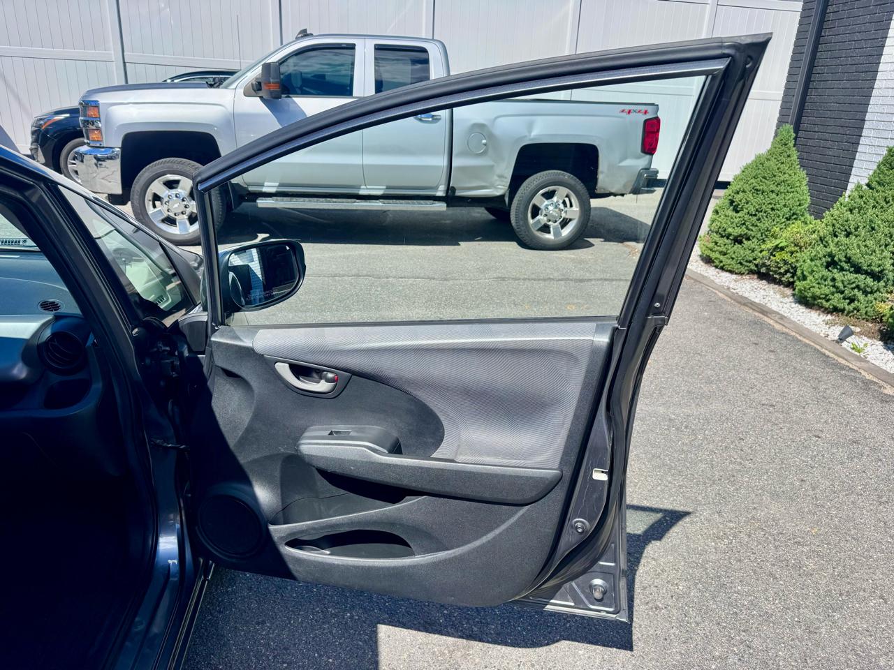 Honda Fit 5-Speed AT 2013