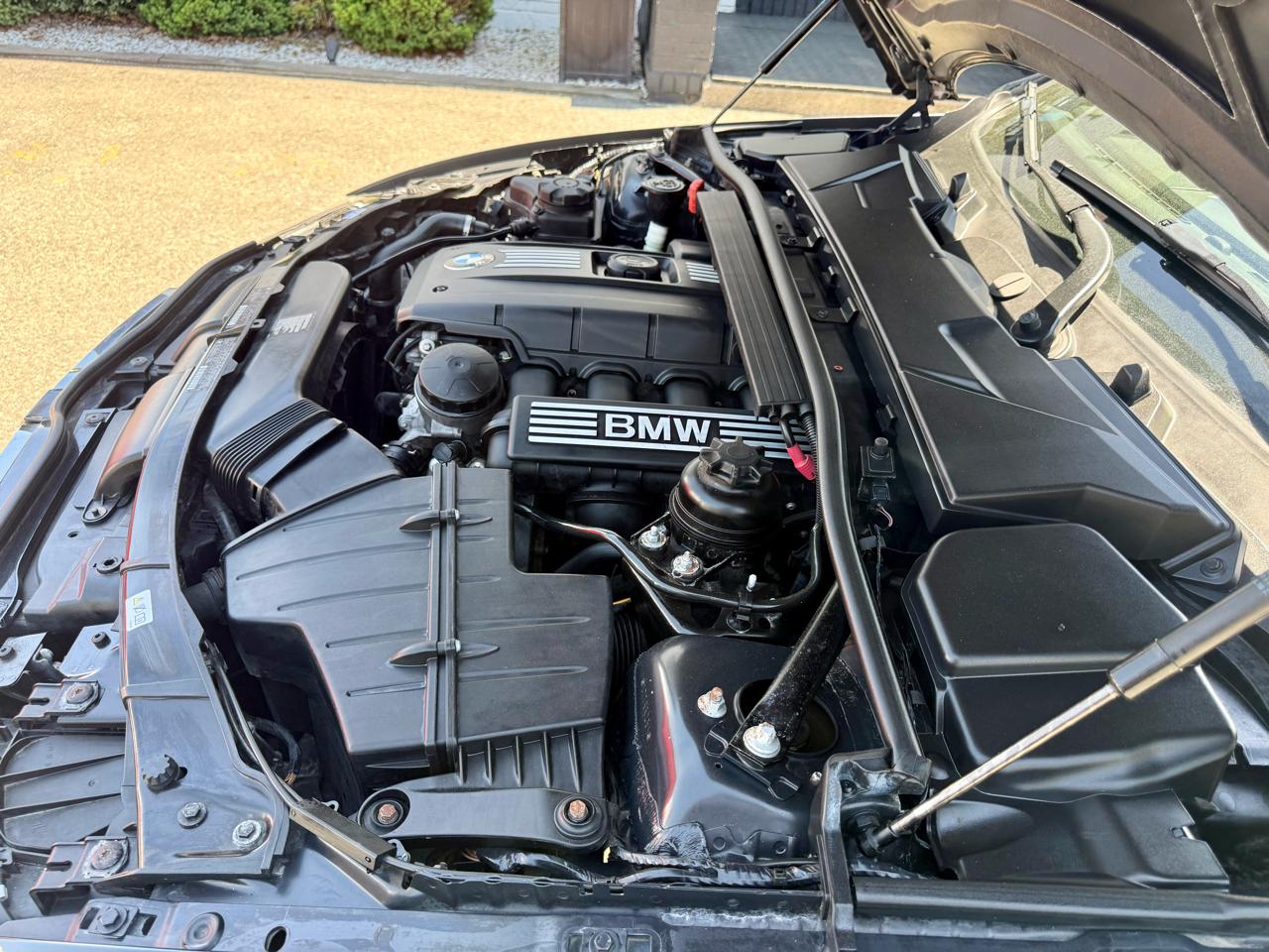 BMW 3-Series 328i Convertible - SULEV 2012