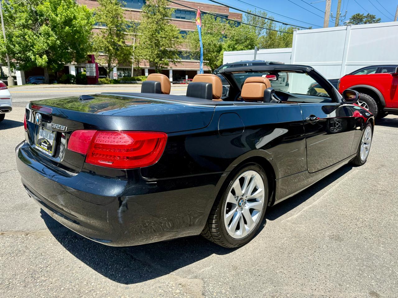 BMW 3-Series 328i Convertible - SULEV 2012