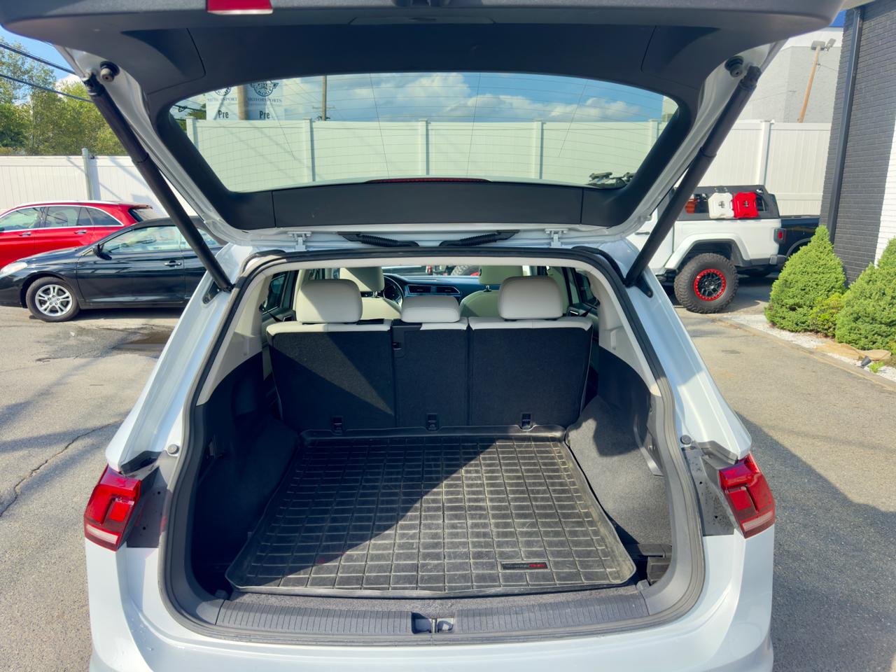 Volkswagen Tiguan SEL 4D SUV 4Motion 2018