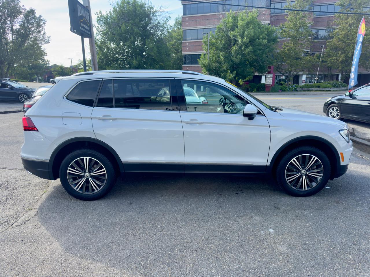 Volkswagen Tiguan SEL 4D SUV 4Motion 2018