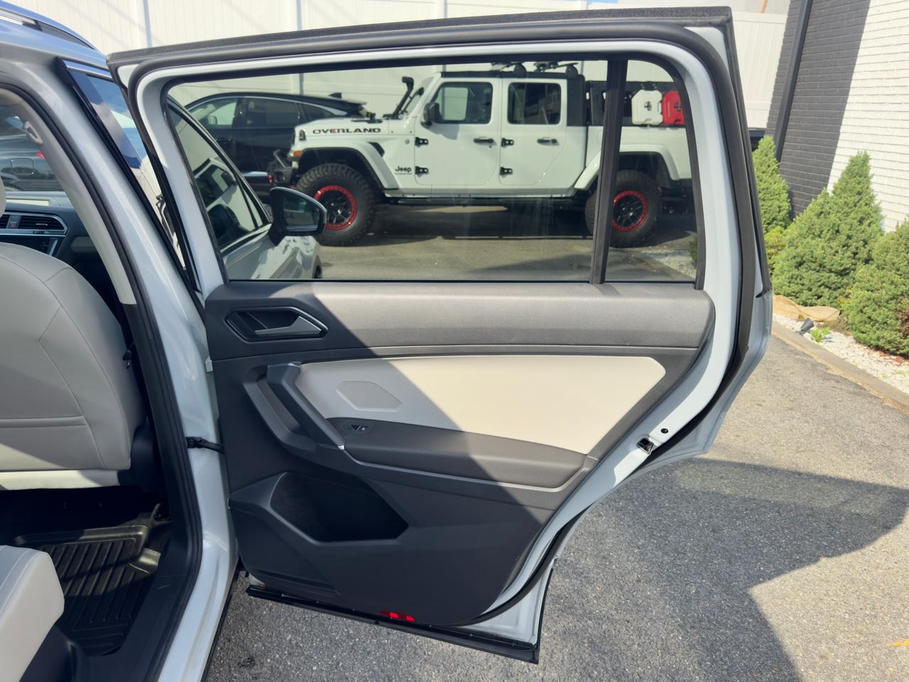 Volkswagen Tiguan SEL 4D SUV 4Motion 2018