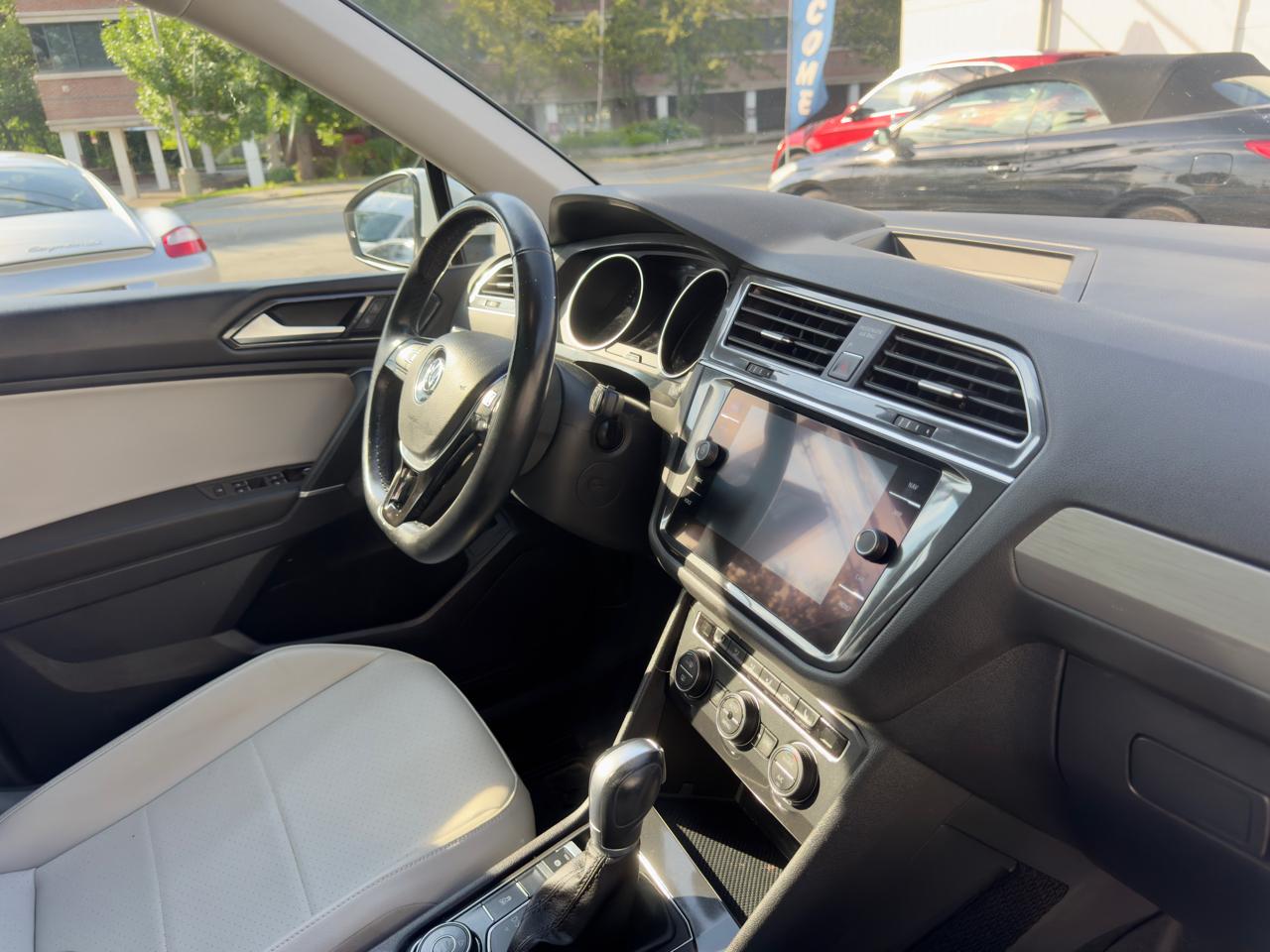Volkswagen Tiguan SEL 4D SUV 4Motion 2018