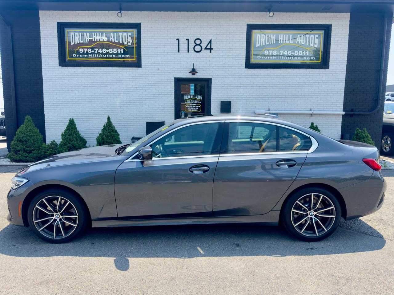 2020 BMW 3 Series 330i xDrive Sedan's photo