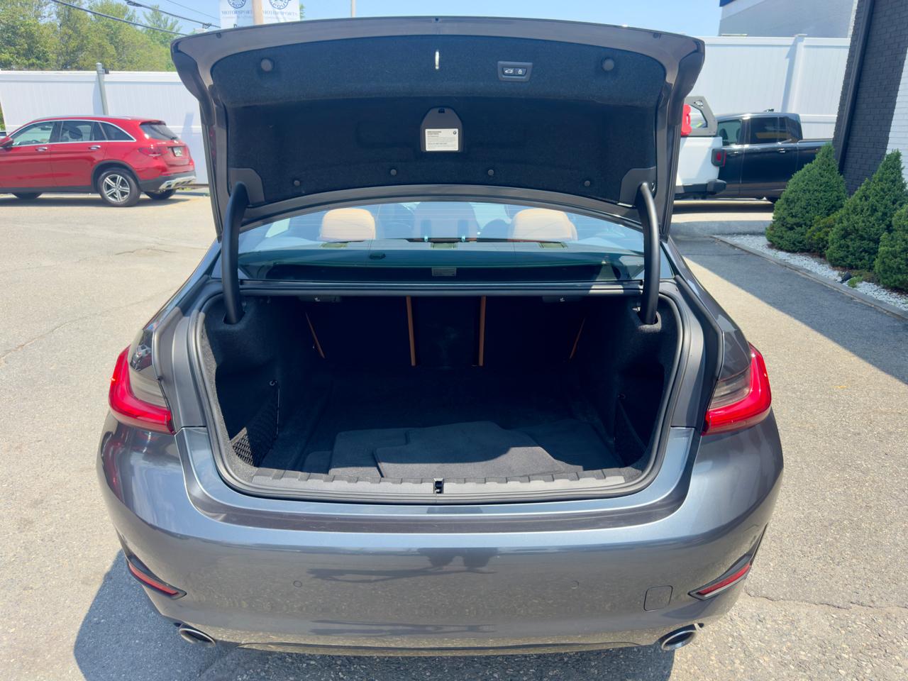 BMW 3-Series 330i xDrive 2020