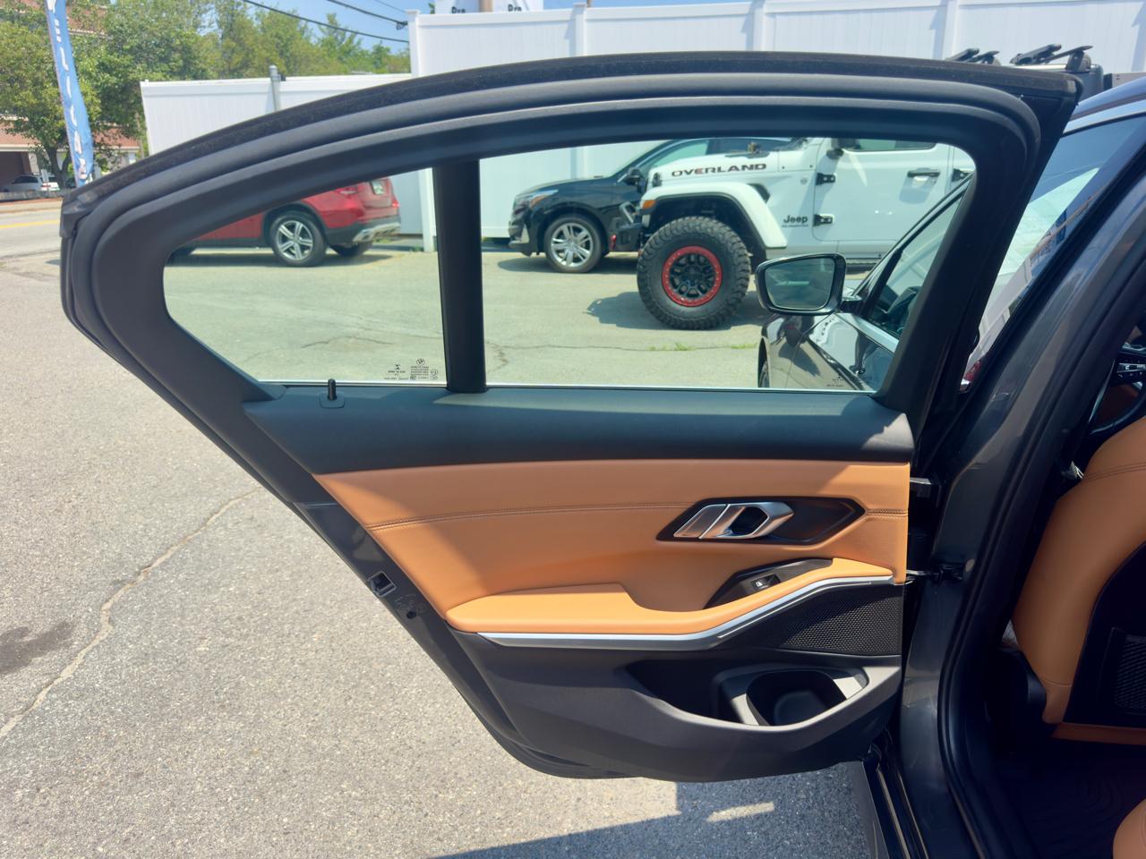 BMW 3-Series 330i xDrive 2020