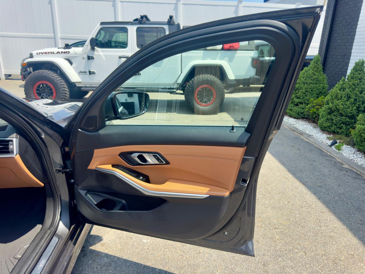 BMW 3-Series 330i xDrive 2020