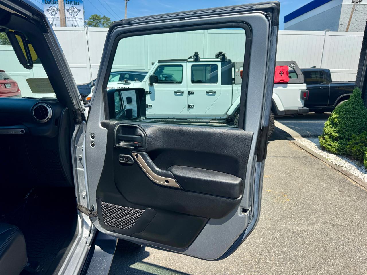 Jeep Wrangler Unlimited Sahara 80th Anniversary 4x4 *Ltd Avail* 2016
