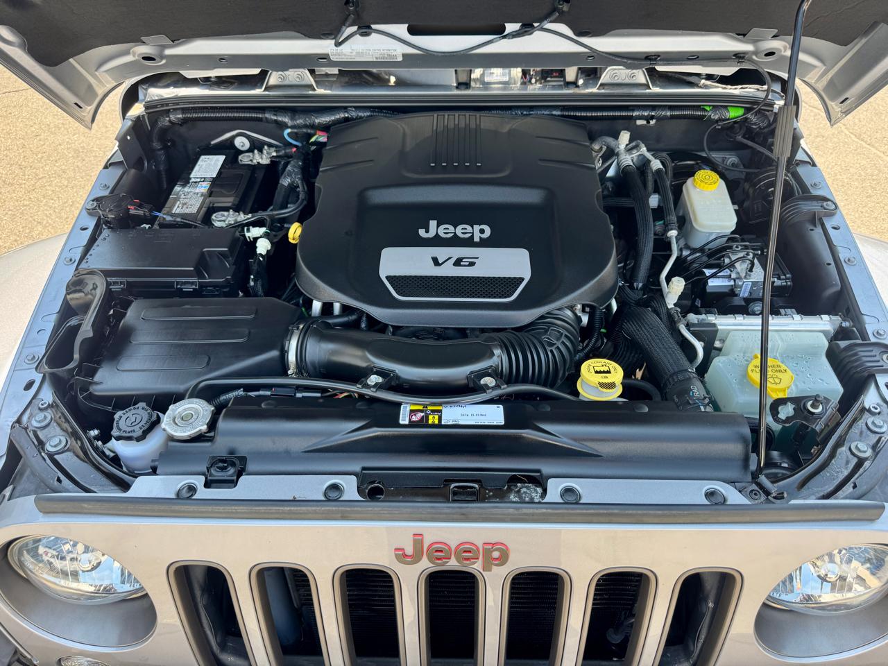 Jeep Wrangler Unlimited Sahara 80th Anniversary 4x4 *Ltd Avail* 2016