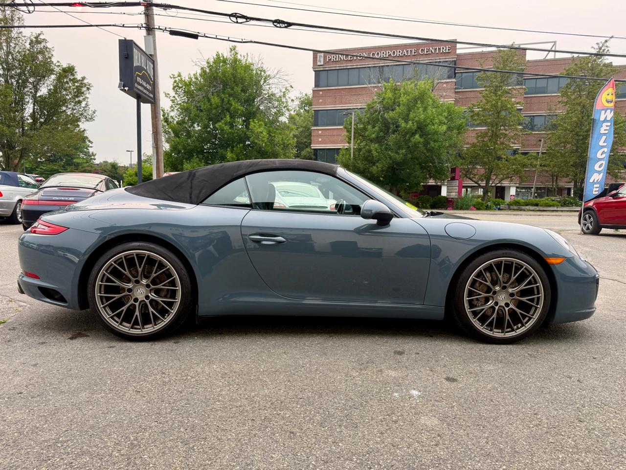Porsche 911 Carrera Cabriolet 2017