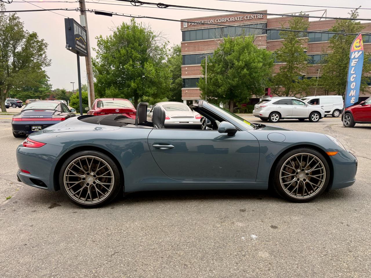 Porsche 911 Carrera Cabriolet 2017