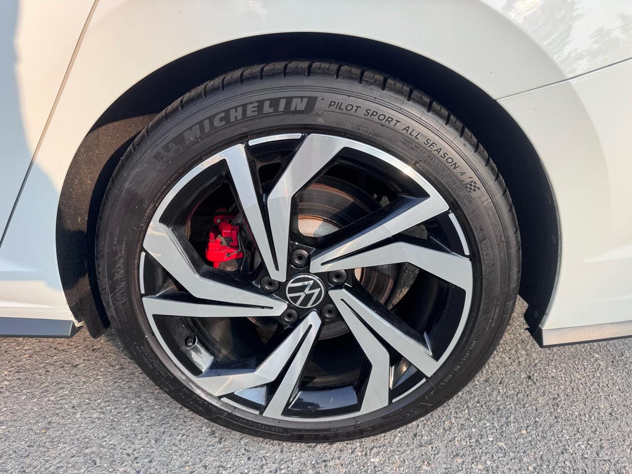 Volkswagen Jetta GLI Autobahn 6M 2024