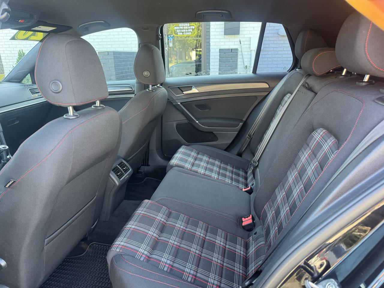 Volkswagen Golf GTI SE 6M 2020