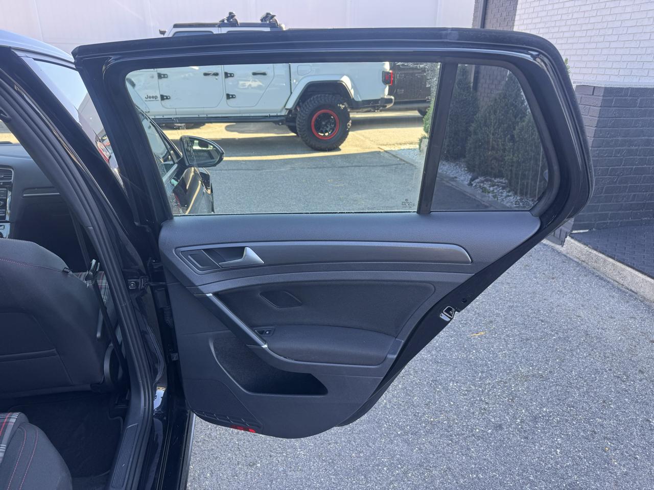 Volkswagen Golf GTI SE 6M 2020