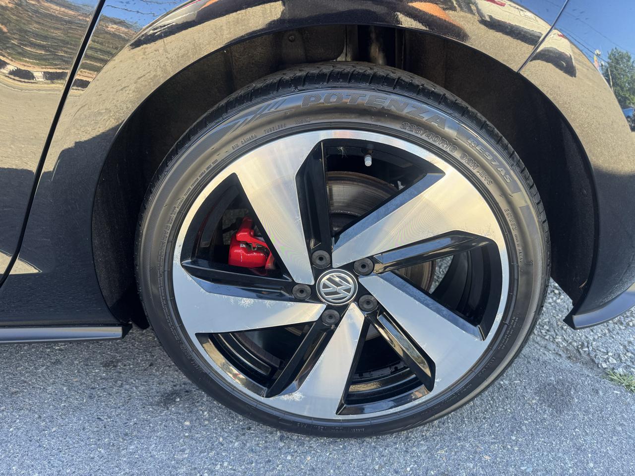 Volkswagen Golf GTI SE 6M 2020