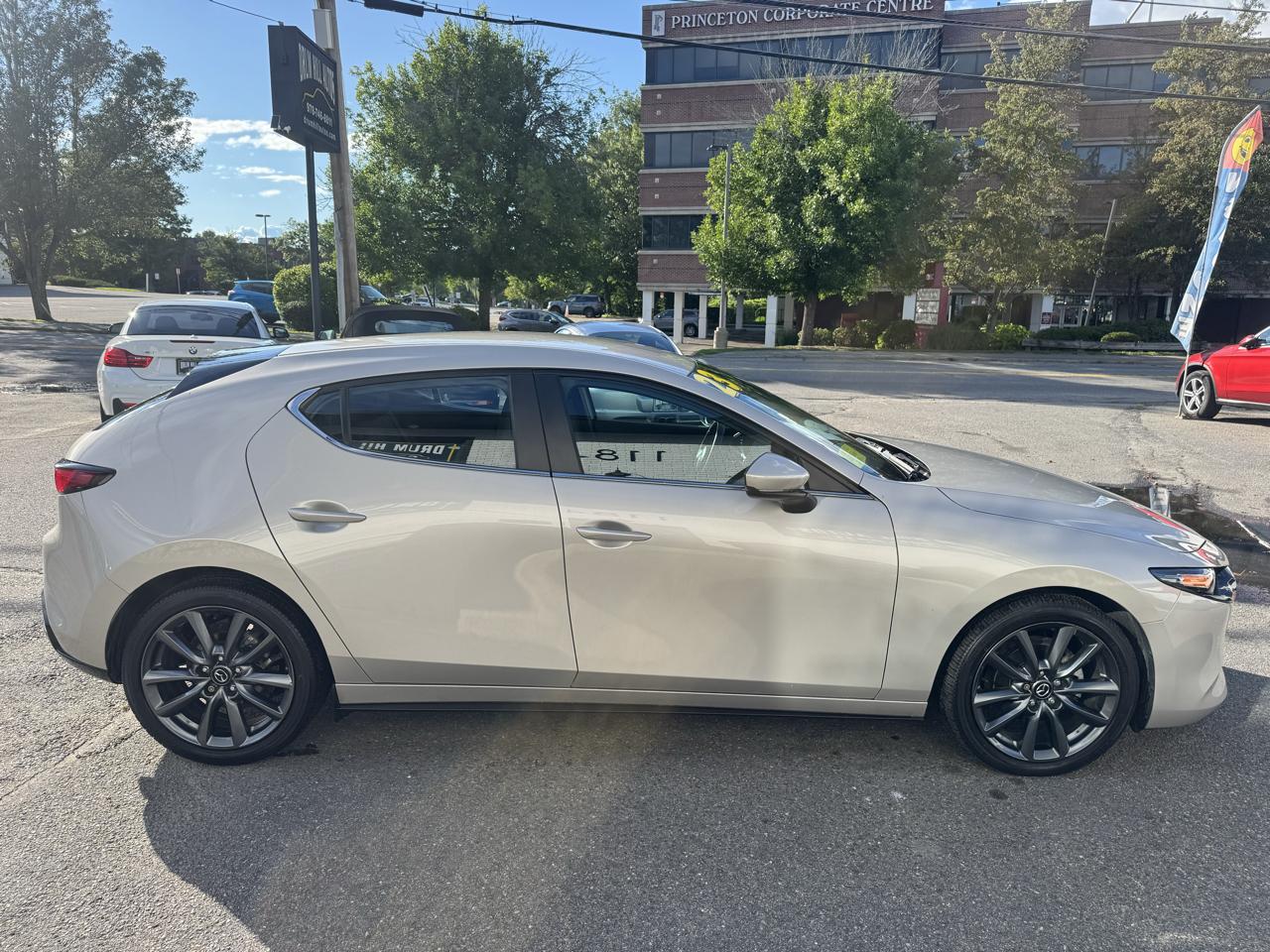 Mazda MAZDA3 Select Hatchback 2023