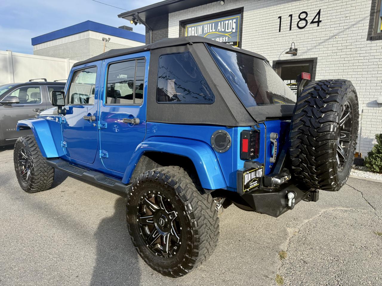 Jeep Wrangler Unlimited Sahara 4WD 2015