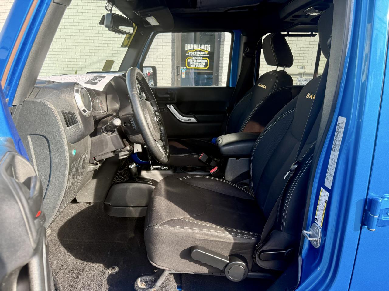 Jeep Wrangler Unlimited Sahara 4WD 2015