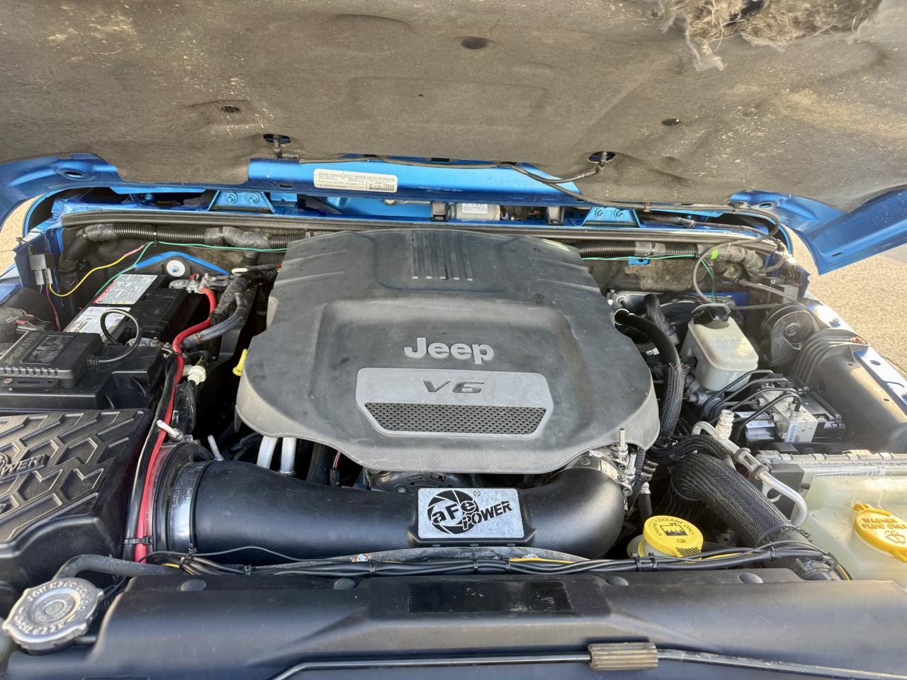 Jeep Wrangler Unlimited Sahara 4WD 2015