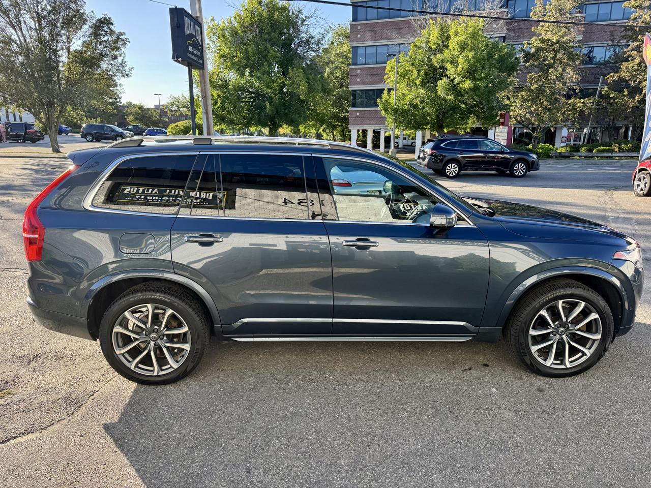 Volvo XC90 T5 Momentum 2018