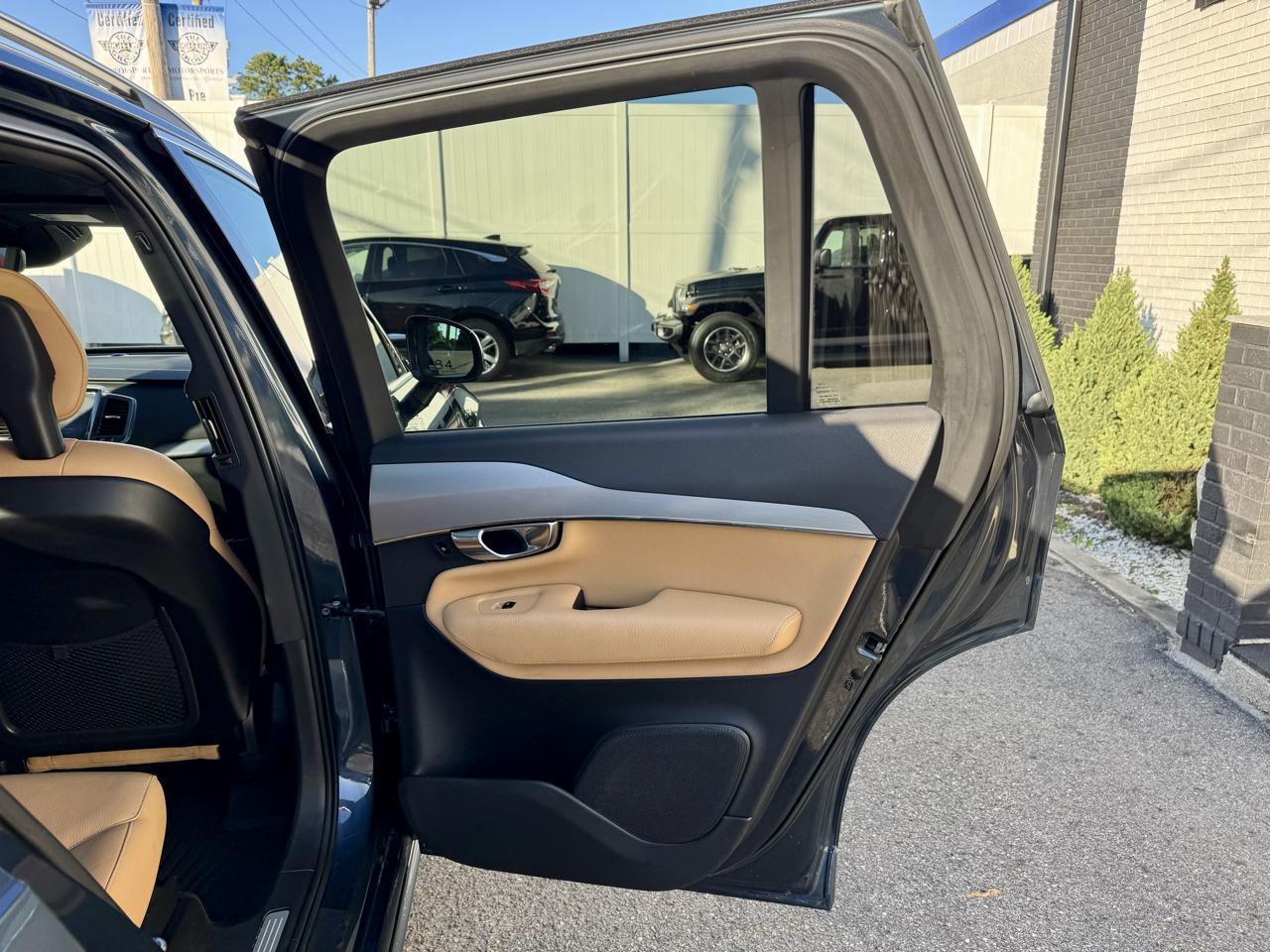 Volvo XC90 T5 Momentum 2018