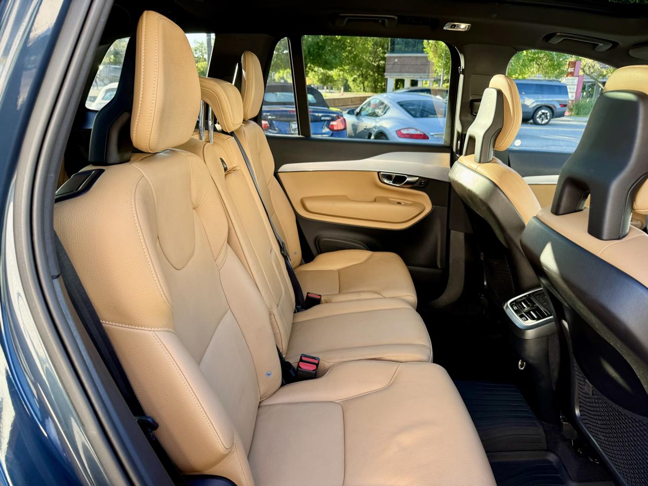 Volvo XC90 T5 Momentum 2018