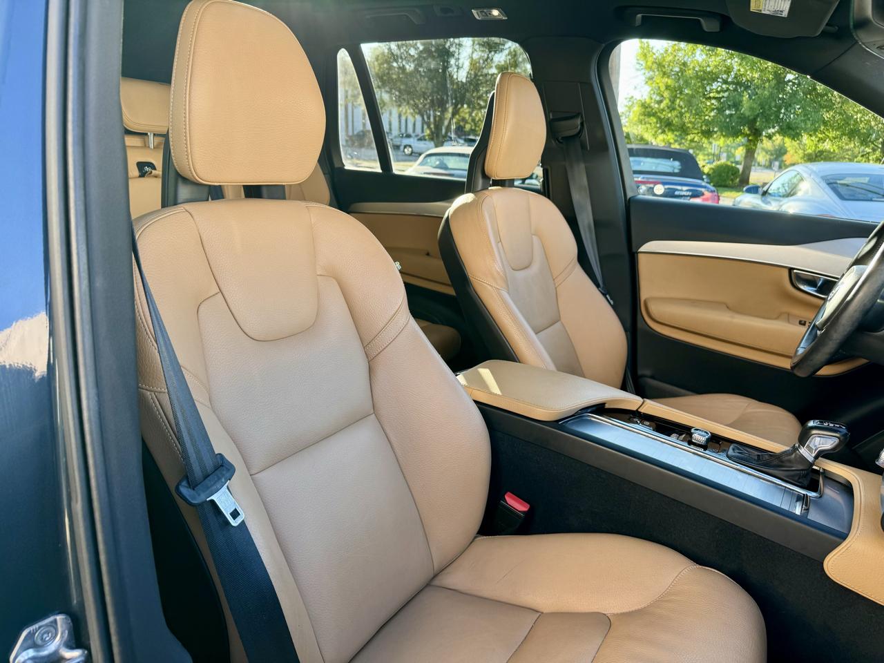 Volvo XC90 T5 Momentum 2018