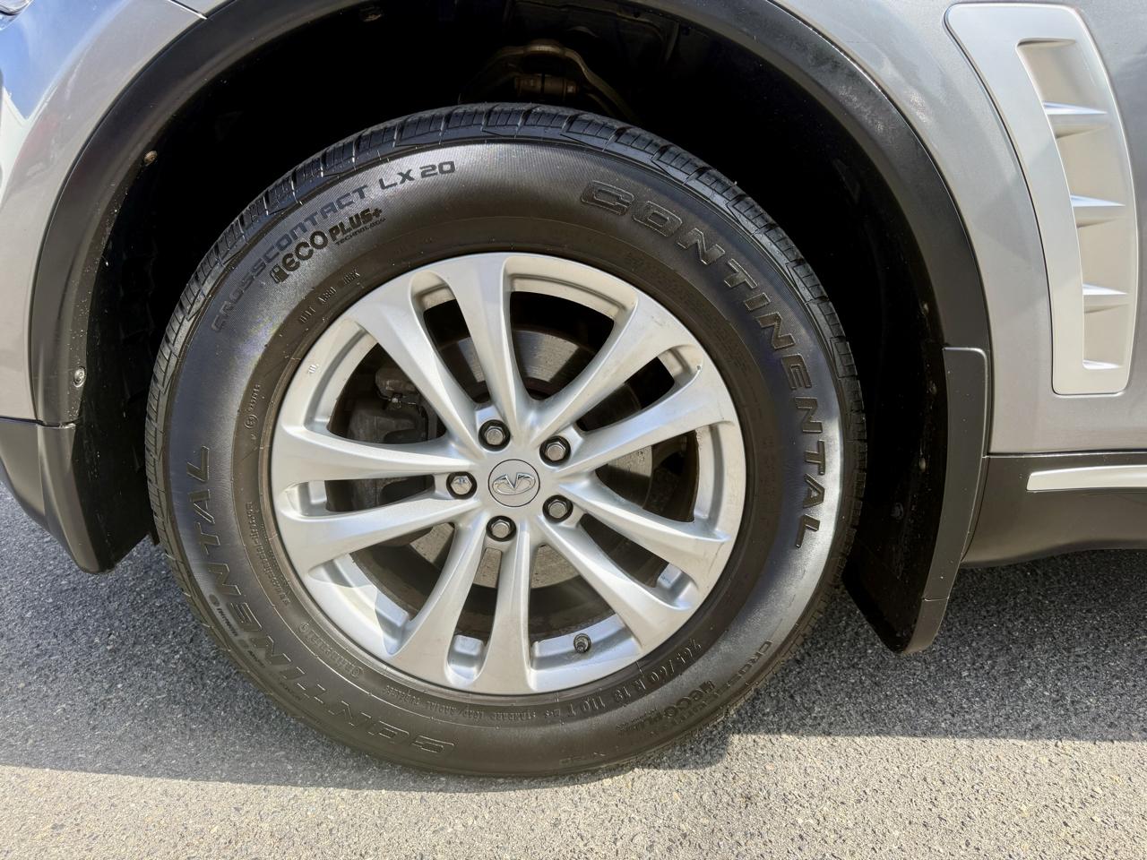Infiniti FX FX35 AWD 2010