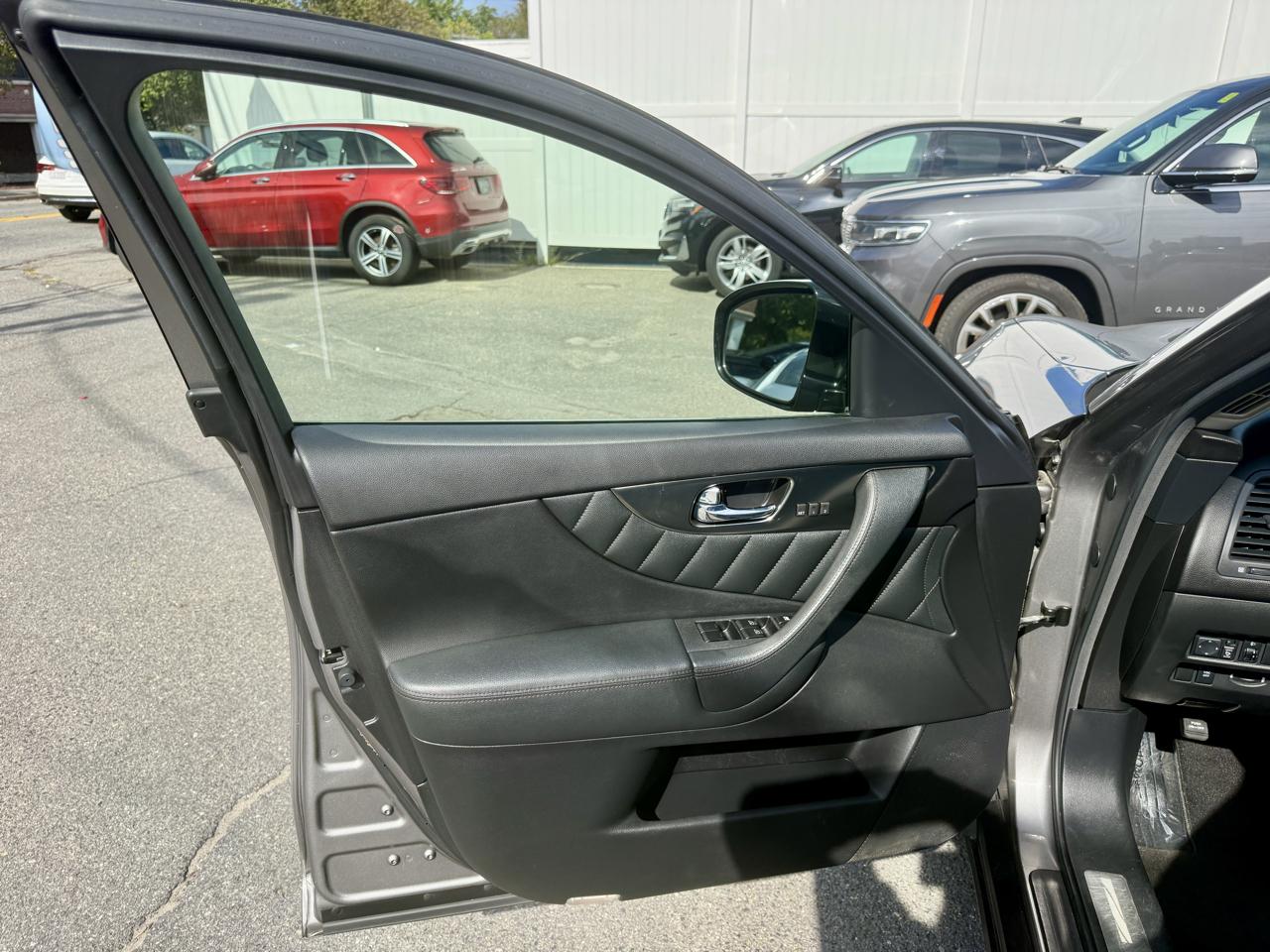 Infiniti FX FX35 AWD 2010