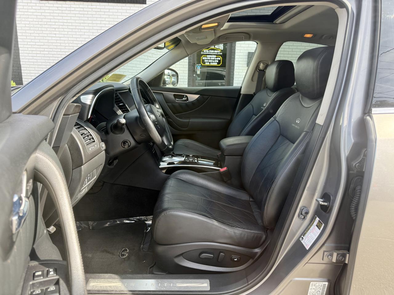 Infiniti FX FX35 AWD 2010
