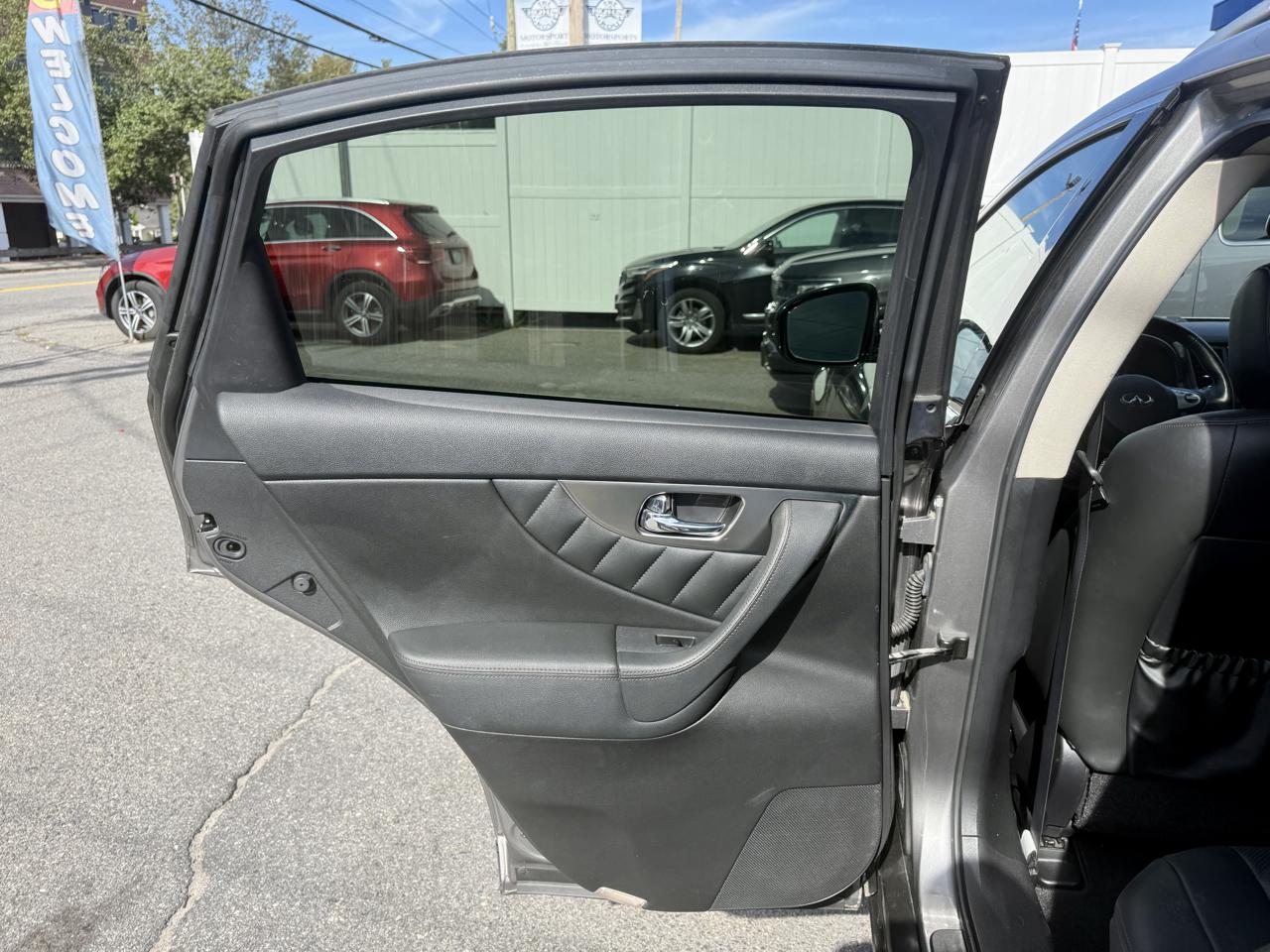Infiniti FX FX35 AWD 2010