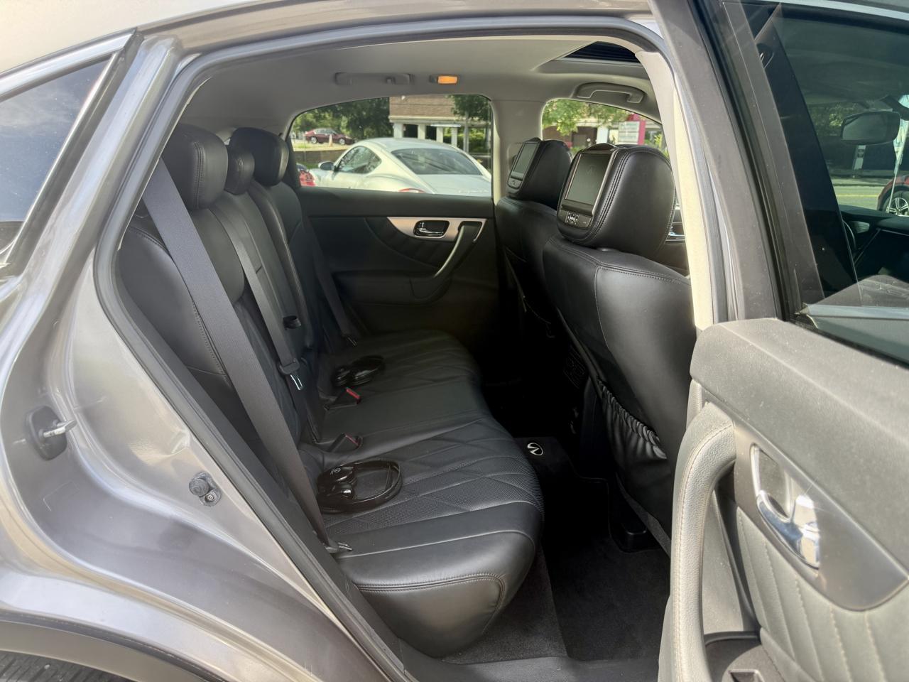 Infiniti FX FX35 AWD 2010