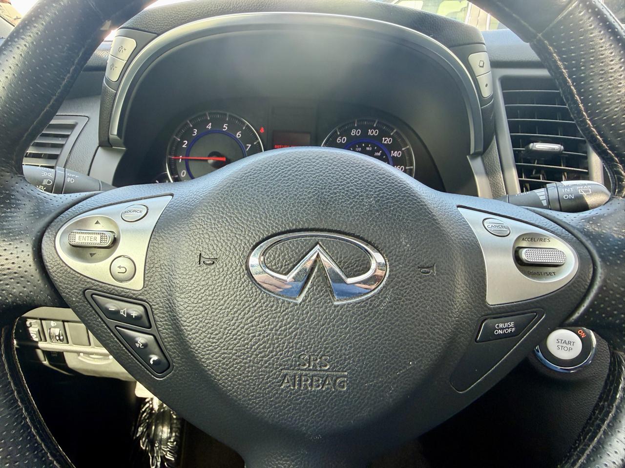 Infiniti FX FX35 AWD 2010