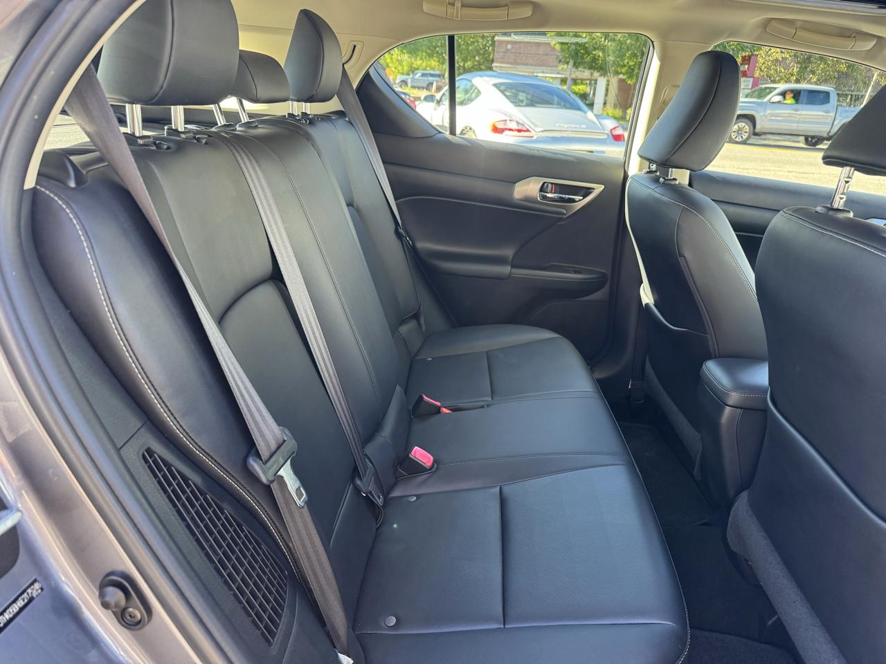 Lexus CT 200h Base 2014