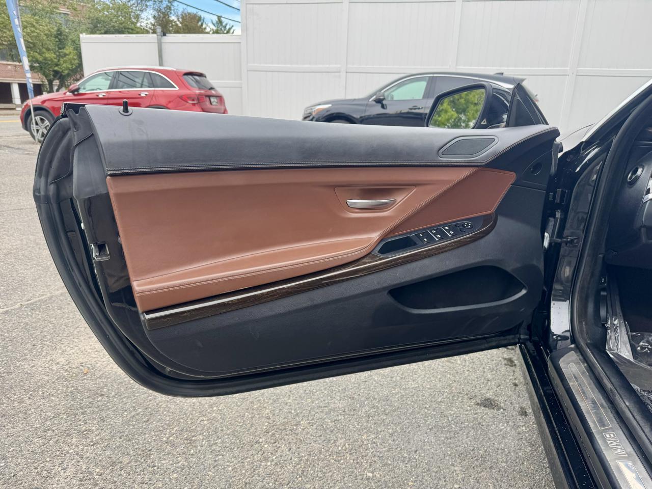 BMW 6-Series 650xi Convertible 2013