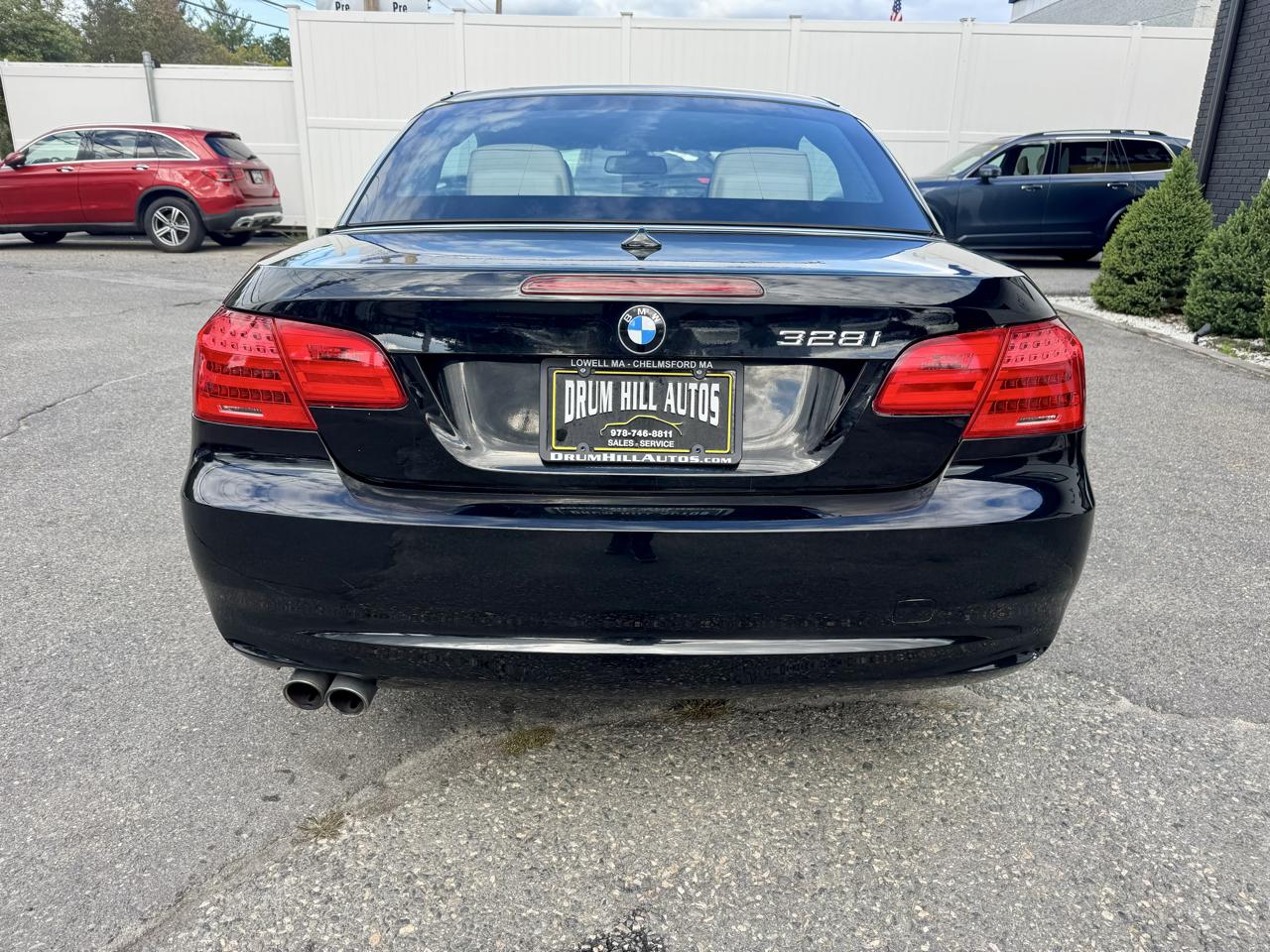 BMW 3-Series 328i Convertible - SULEV 2011