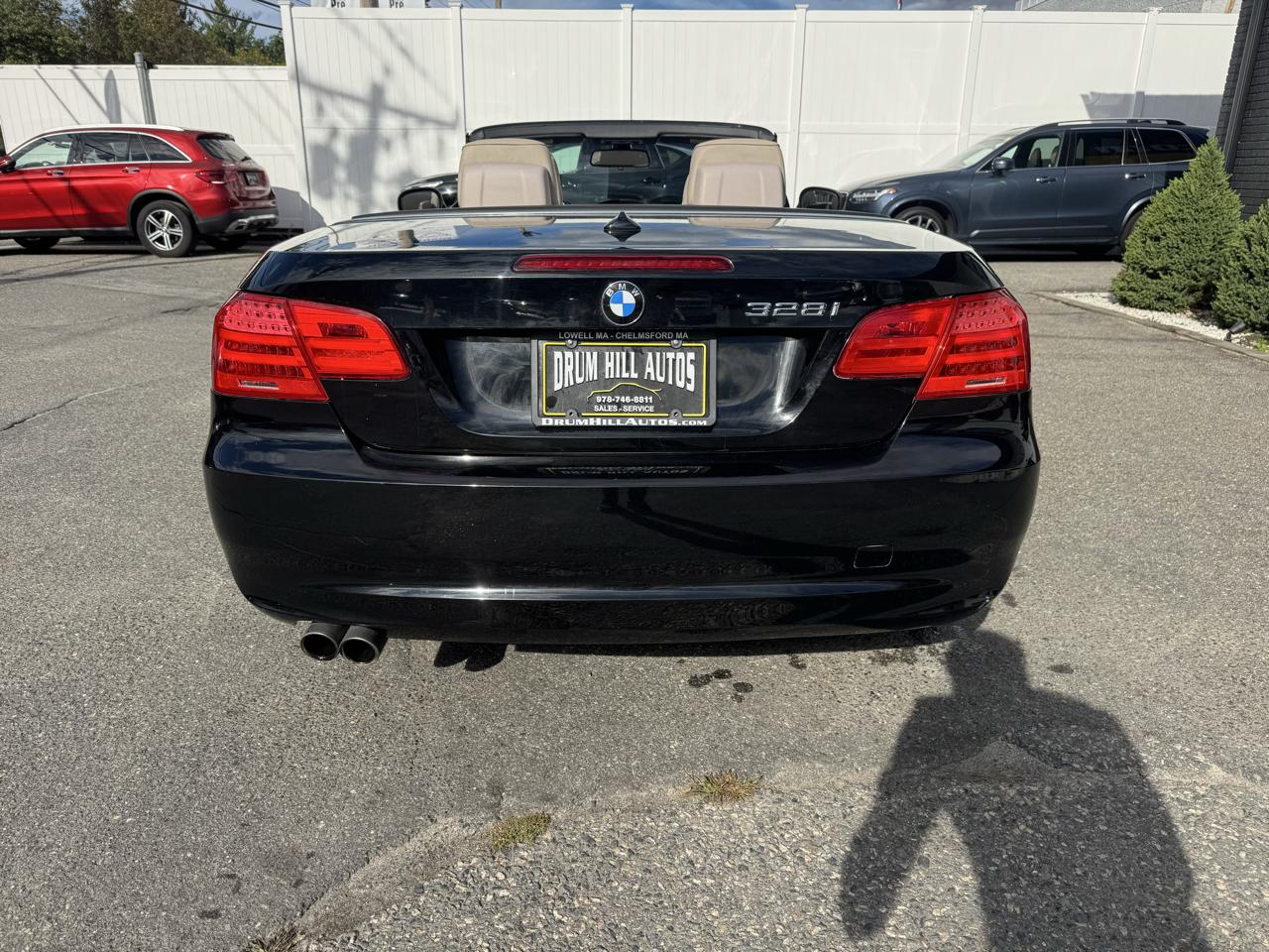 BMW 3-Series 328i Convertible - SULEV 2011