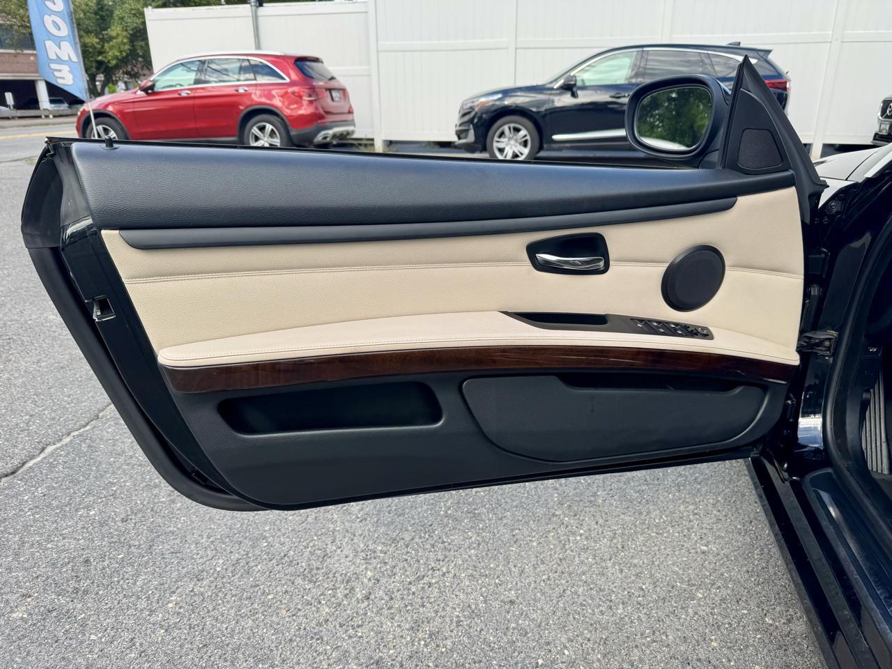 BMW 3-Series 328i Convertible - SULEV 2011